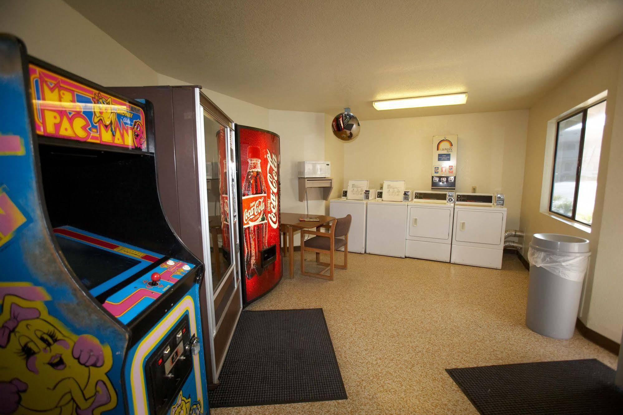 Days Inn By Wyndham Arroyo Grande Pismo Beach Ngoại thất bức ảnh
