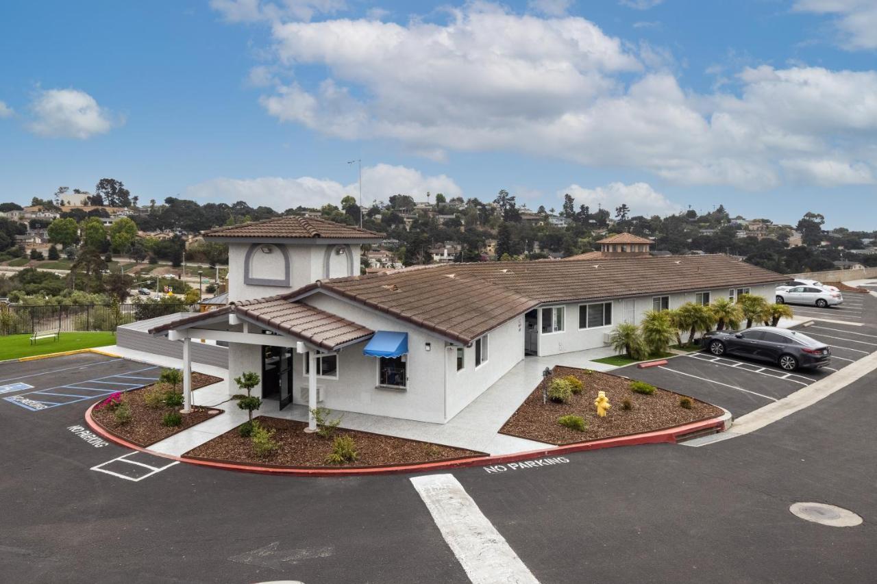 Days Inn By Wyndham Arroyo Grande Pismo Beach Ngoại thất bức ảnh